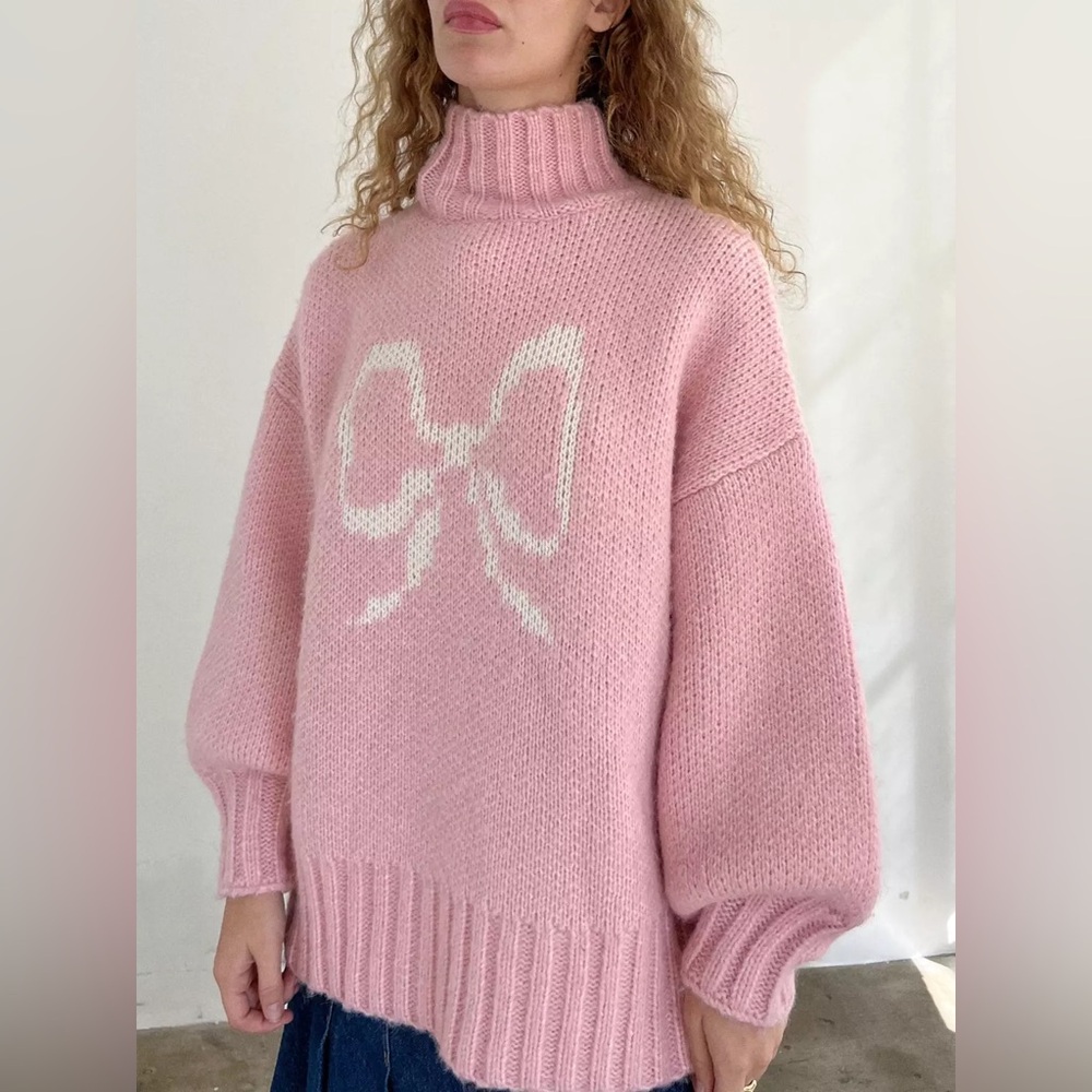 Lisa Says Gah Cece Turtleneck Sweater